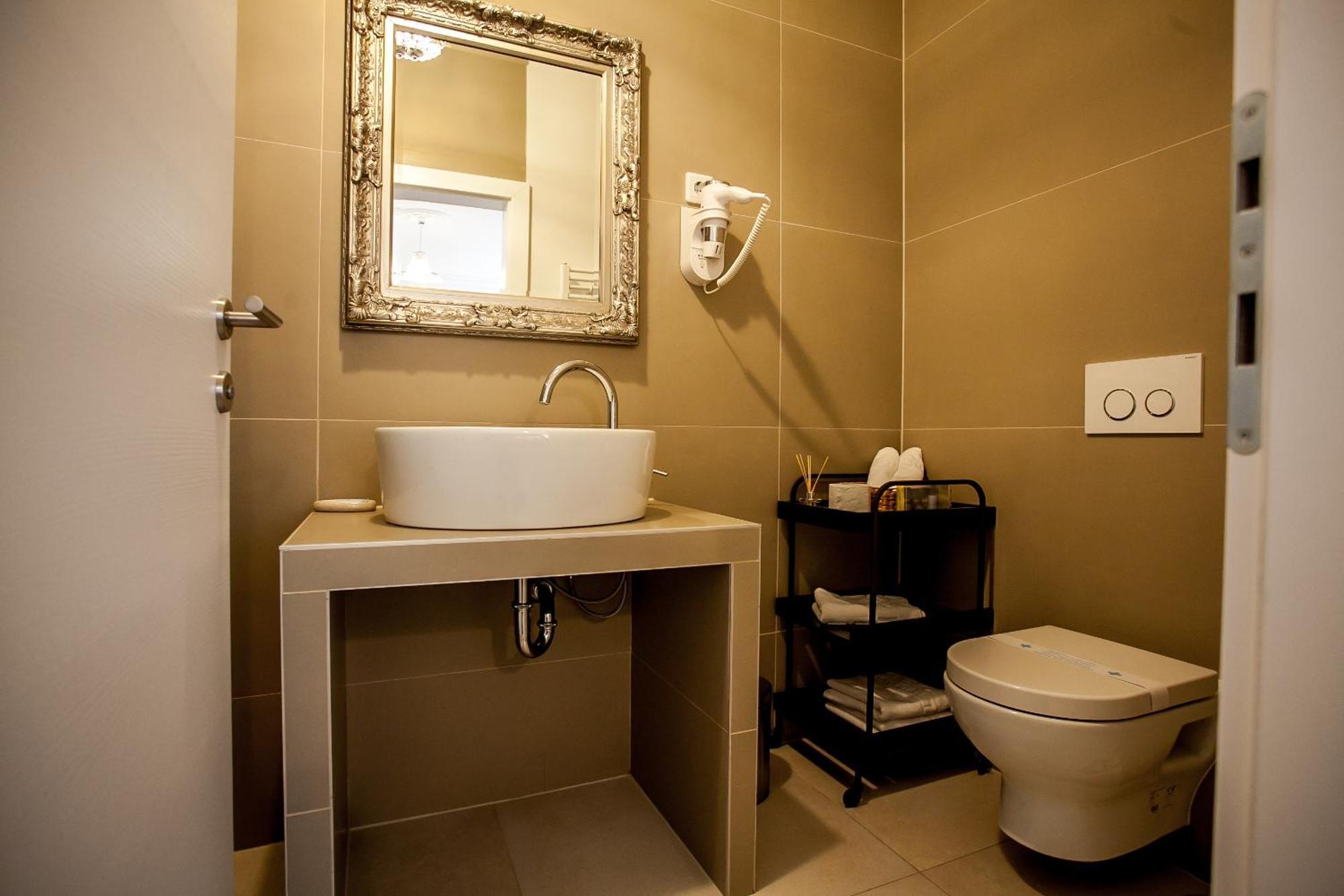 Flex Selfcheckins - Zagreb - Hostel - 8 Rooms - City Centre Εξωτερικό φωτογραφία