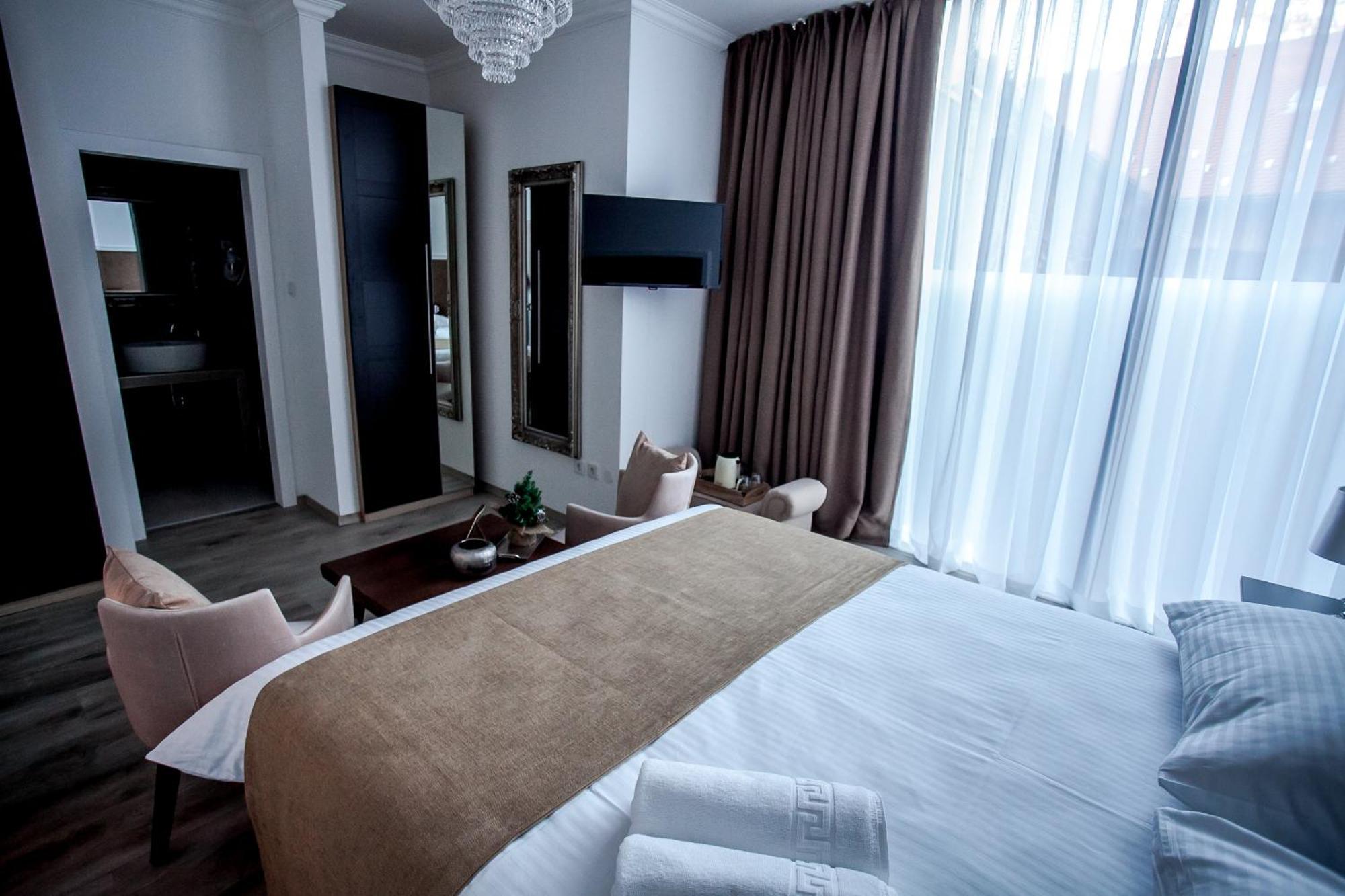 Flex Selfcheckins - Zagreb - Hostel - 8 Rooms - City Centre Εξωτερικό φωτογραφία