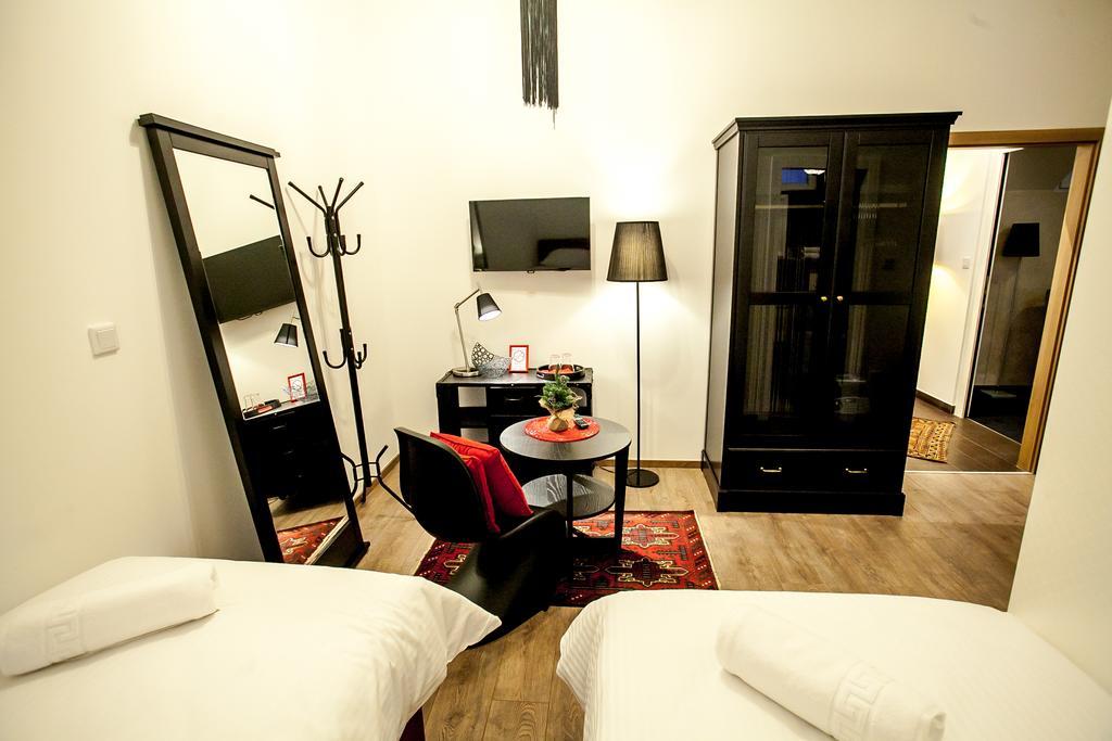 Flex Selfcheckins - Zagreb - Hostel - 8 Rooms - City Centre Εξωτερικό φωτογραφία