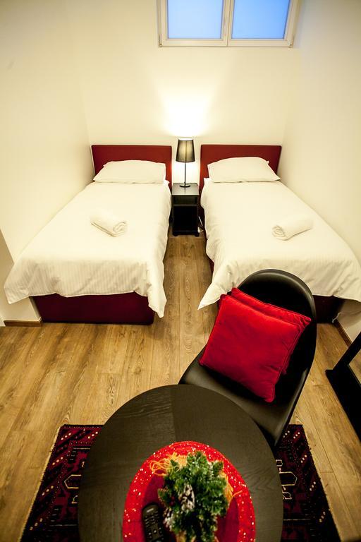 Flex Selfcheckins - Zagreb - Hostel - 8 Rooms - City Centre Εξωτερικό φωτογραφία
